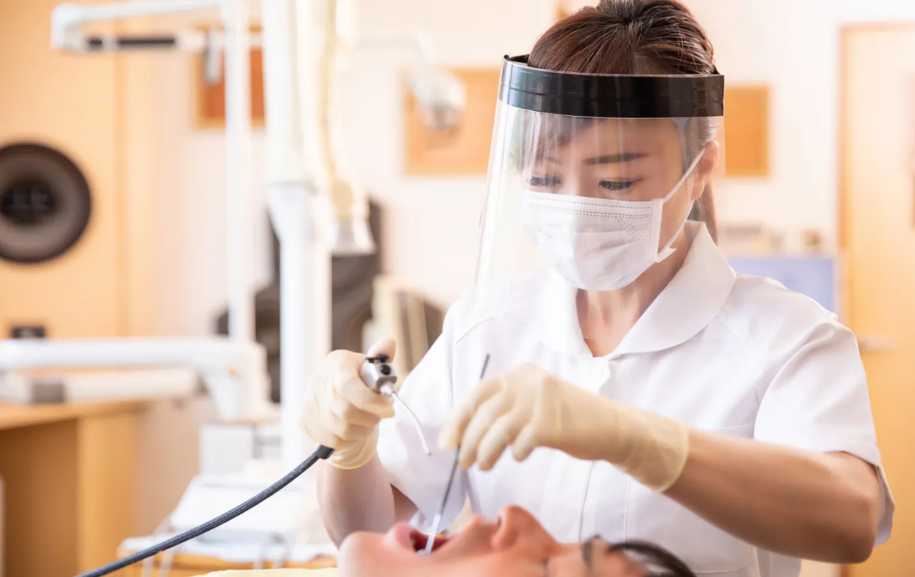 ご応募・お問い合わせをお待ちしています